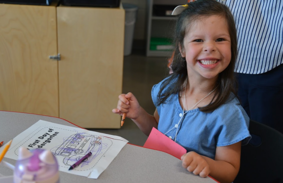 Kindergartener coloring